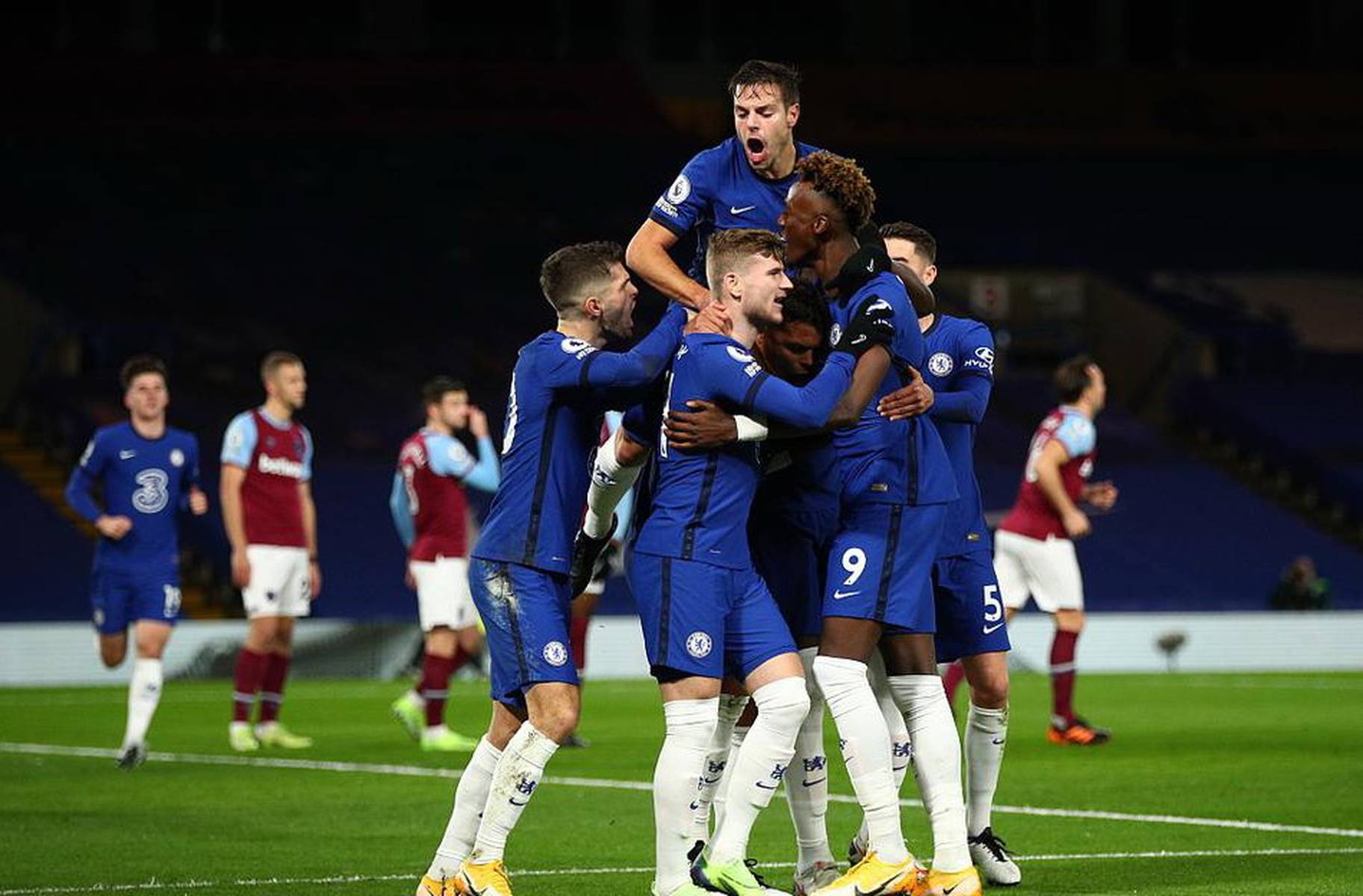 胜利奠定了 胜利奠定了